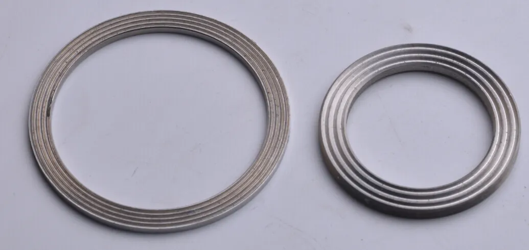  Прокладка с металлическими зубьями 