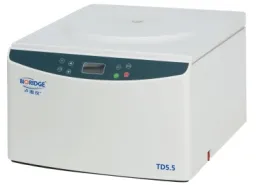 上海卢湘仪台式低速大容量离心机TD5.5（原型号L550已停产） LCD 液晶显示