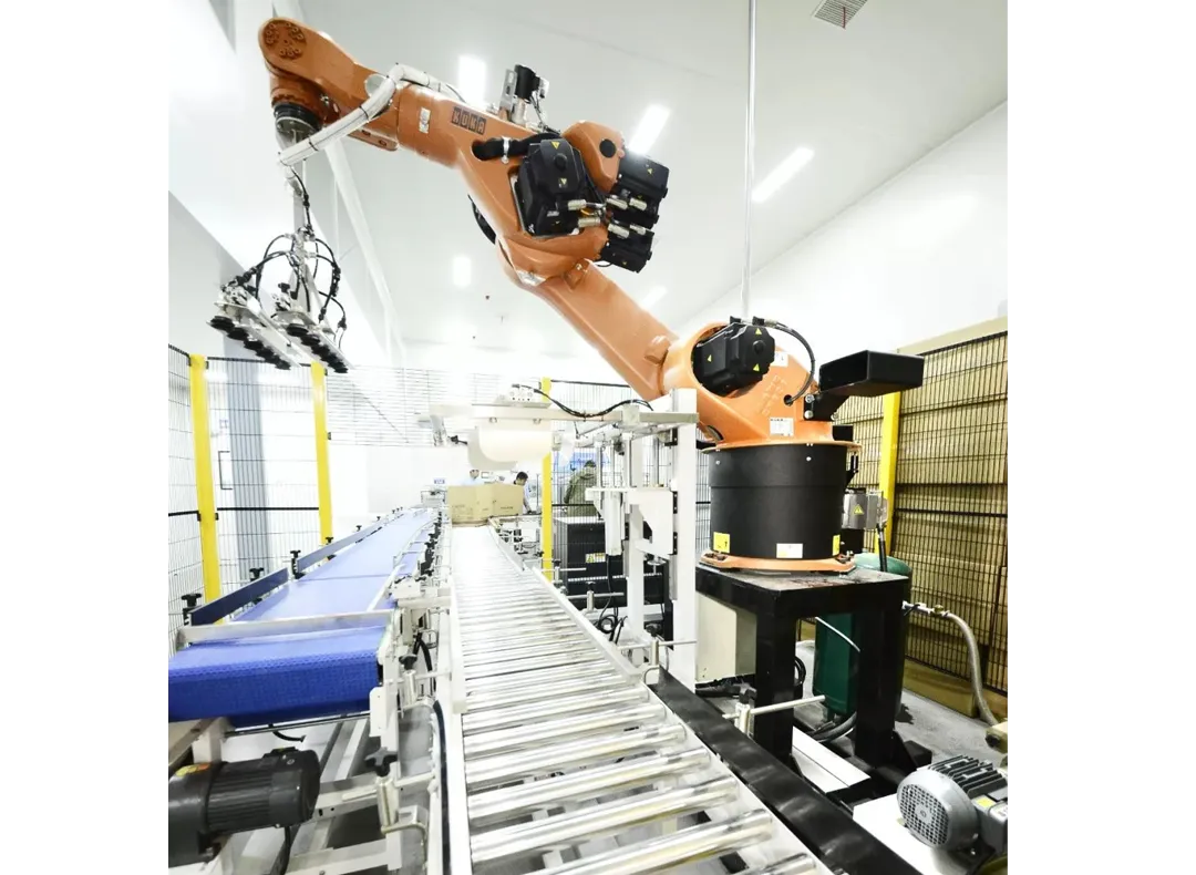 Automated robotic arm.